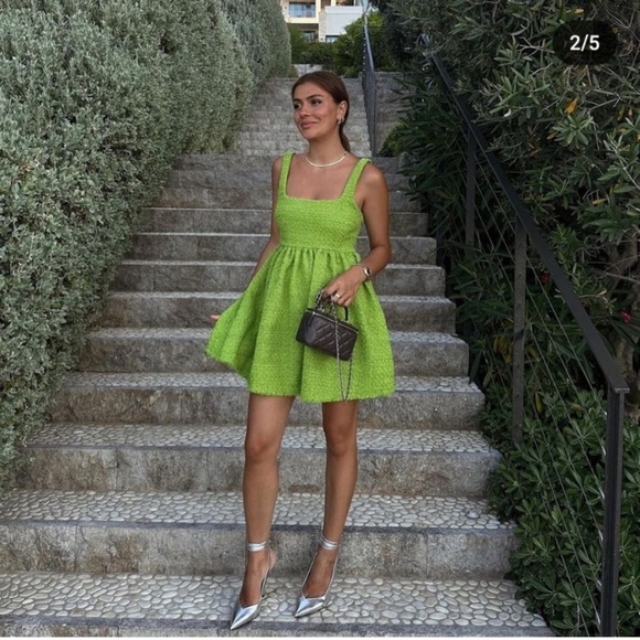 Zara Textured Short Pinafore Dress Bloggers Fav - Picture 4 of 7